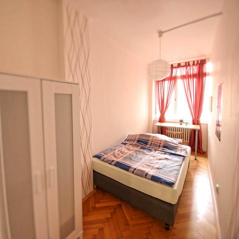 Apartments Stepanska 36 Прага Екстер'єр фото